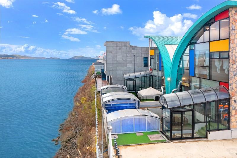 Daebudo Mondrian Gallery Pool Villa-8