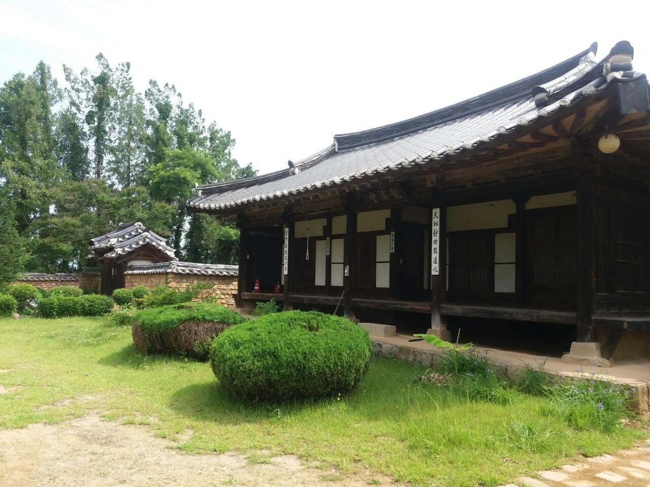 Mookgae Seowon(Manhuejeong)-2