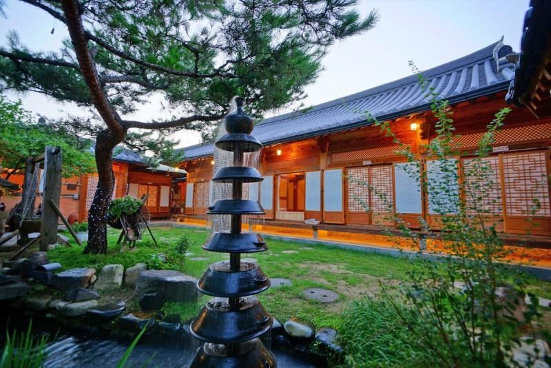 Jeonju Hanok Old House Village