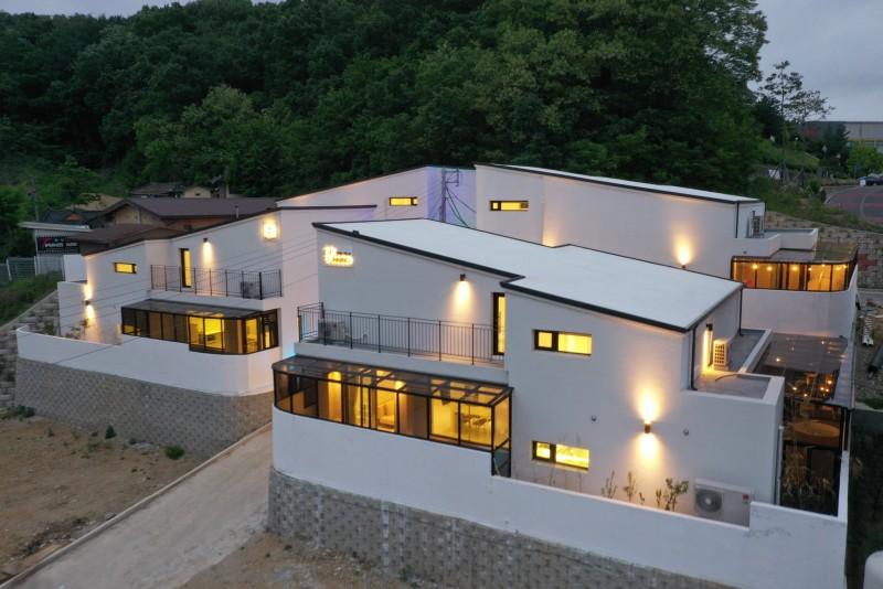 Andong The Stunning Pool Villa