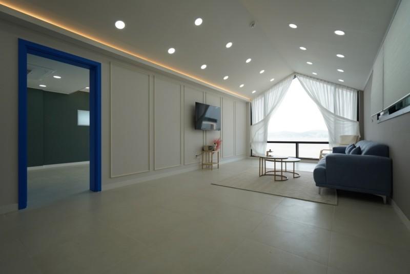 Daebudo Beach Pool Villa-6