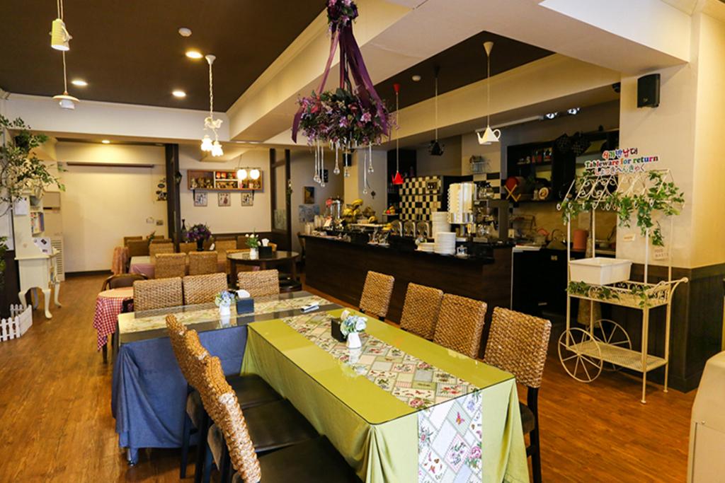 Busan Fun Stay Guest House-10