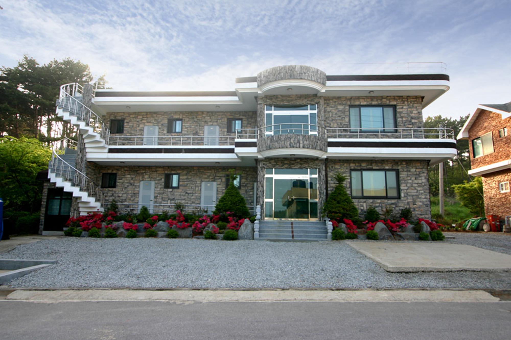 Taean Haehwa Pension