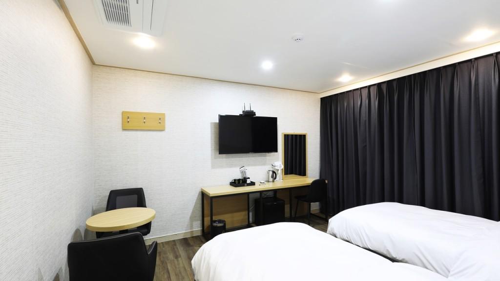 Wolmido Grand Suite Hotel-30