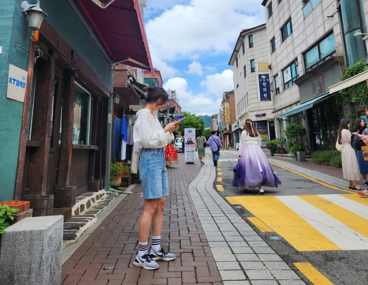 Seoul Travel Recommendation: Bukchon Hanok Village