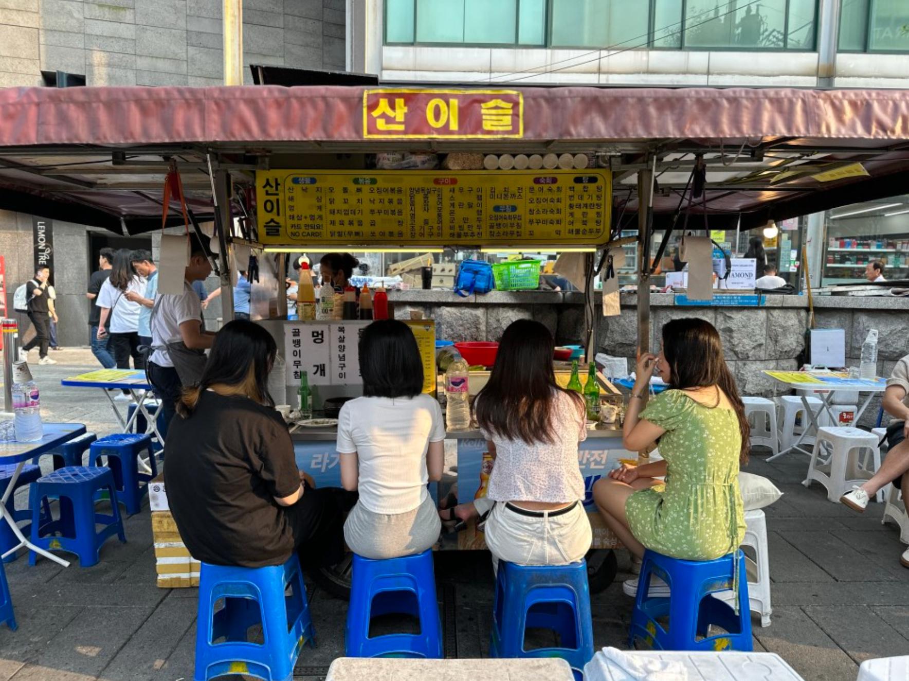 Late-night Jongno 3-ga Food Street