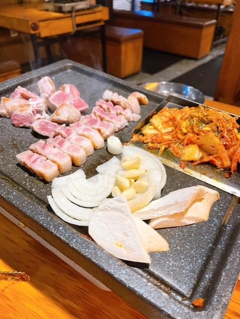 ソウル・永登浦　おひとりさまOKの焼肉＆絶品ベーカリー
