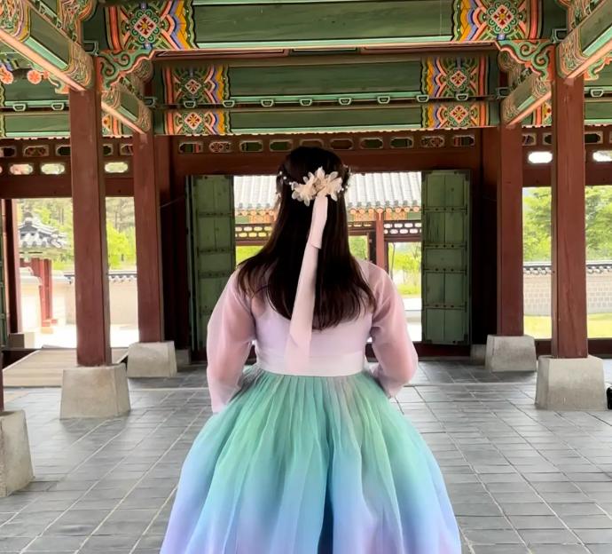 【Gyeongbok Palace】 Korean traditional clothing photoshoot! ARI HANBOK