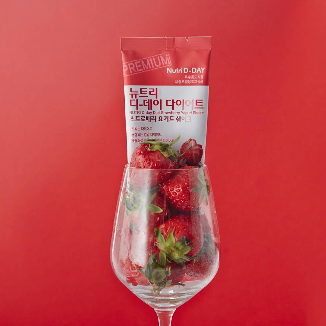 草莓優格代餐奶昔（14包入）