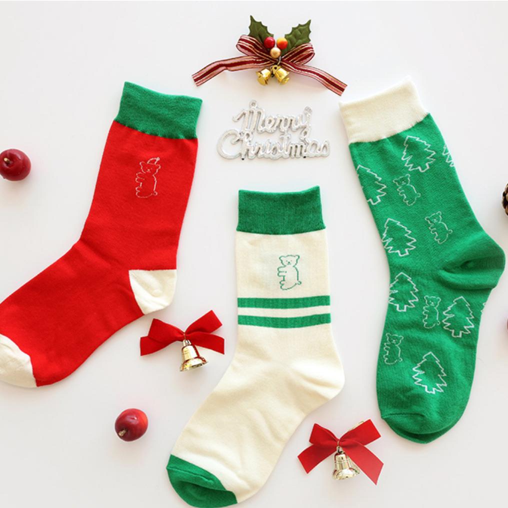 เซ็ตถุงเท้าคริสมาส ลาย Happy Christmas (3 คู่)