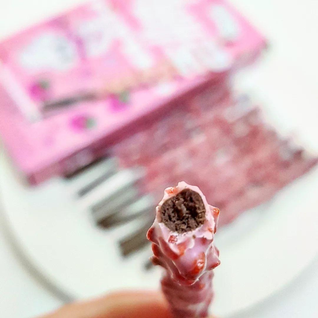 PEPERO草莓巧克力棒（37g）