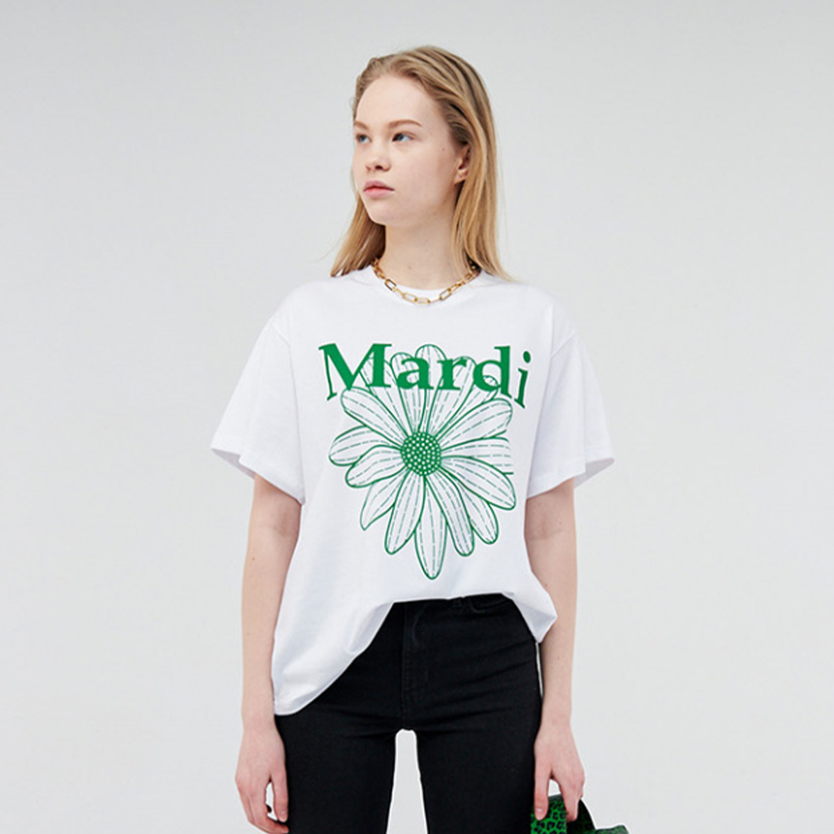 Creatrip: Mardi Mercredi Flowermardi T-shirt