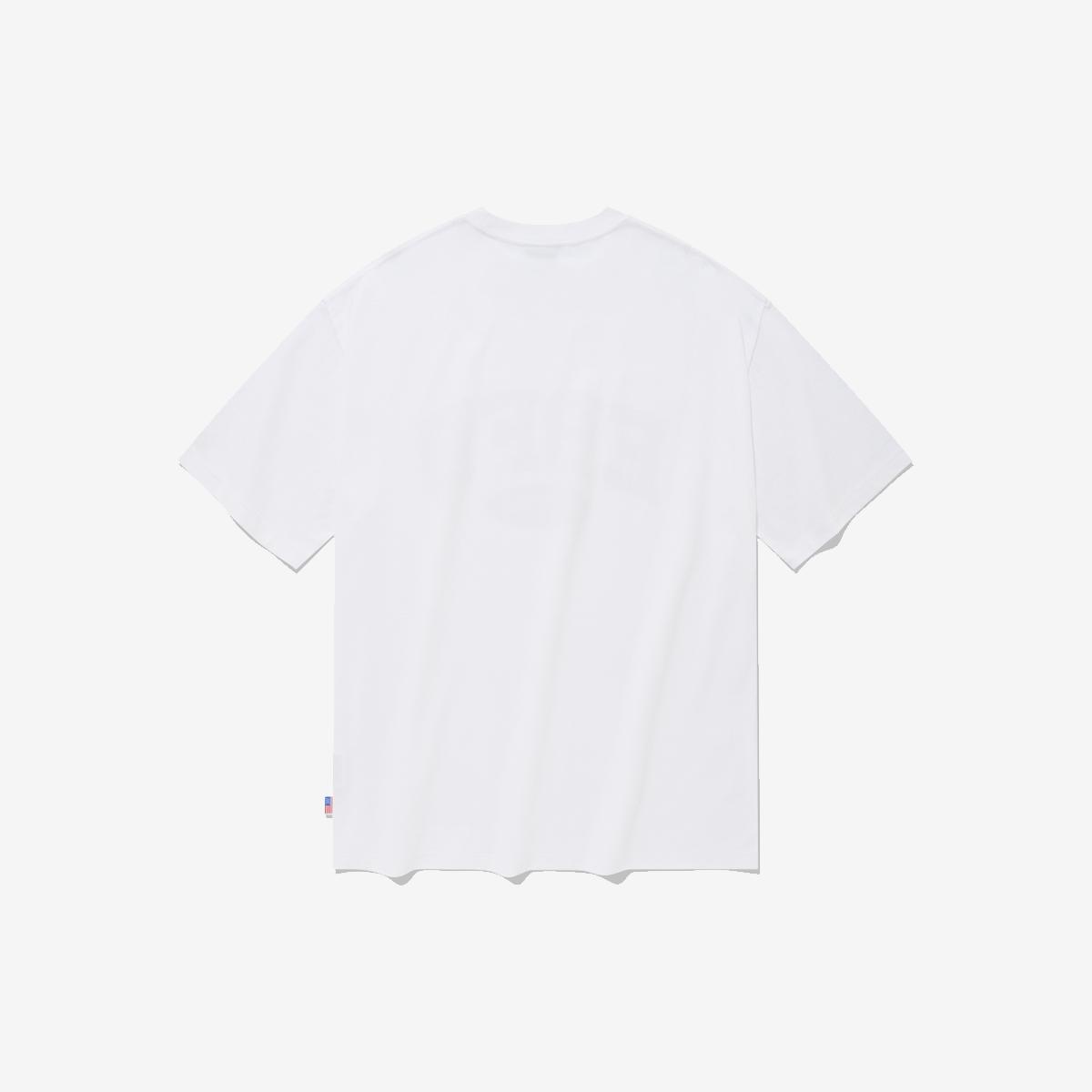 《金多美&WEi金曜漢同款》EBFD弧形LOGO短袖T恤（白色）