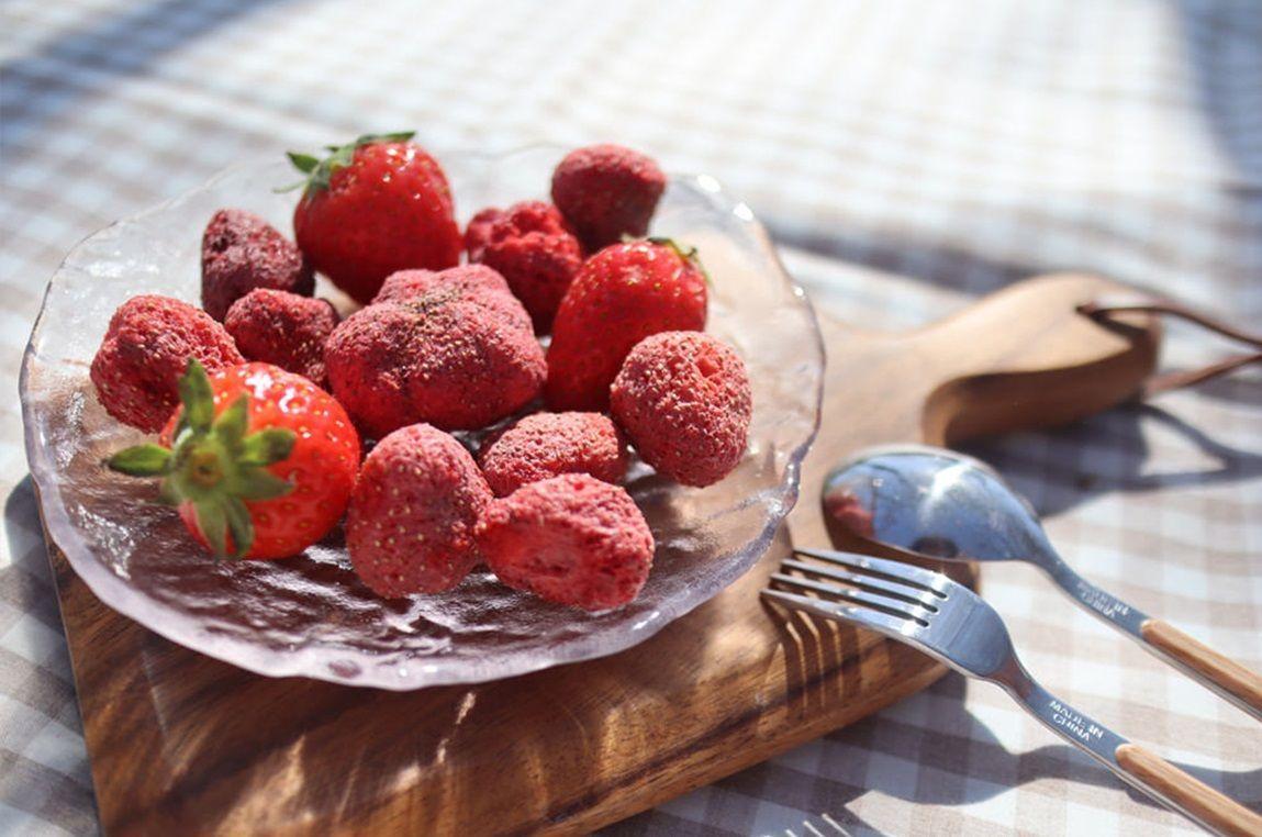Freeze-dried Strawberries (100g)