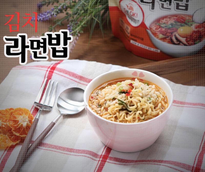 korean brand doori doori's kimchi ramen rice in bowl