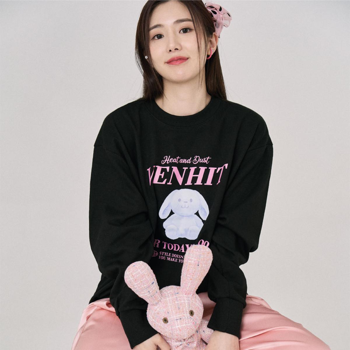 Blue Rabbit大學T