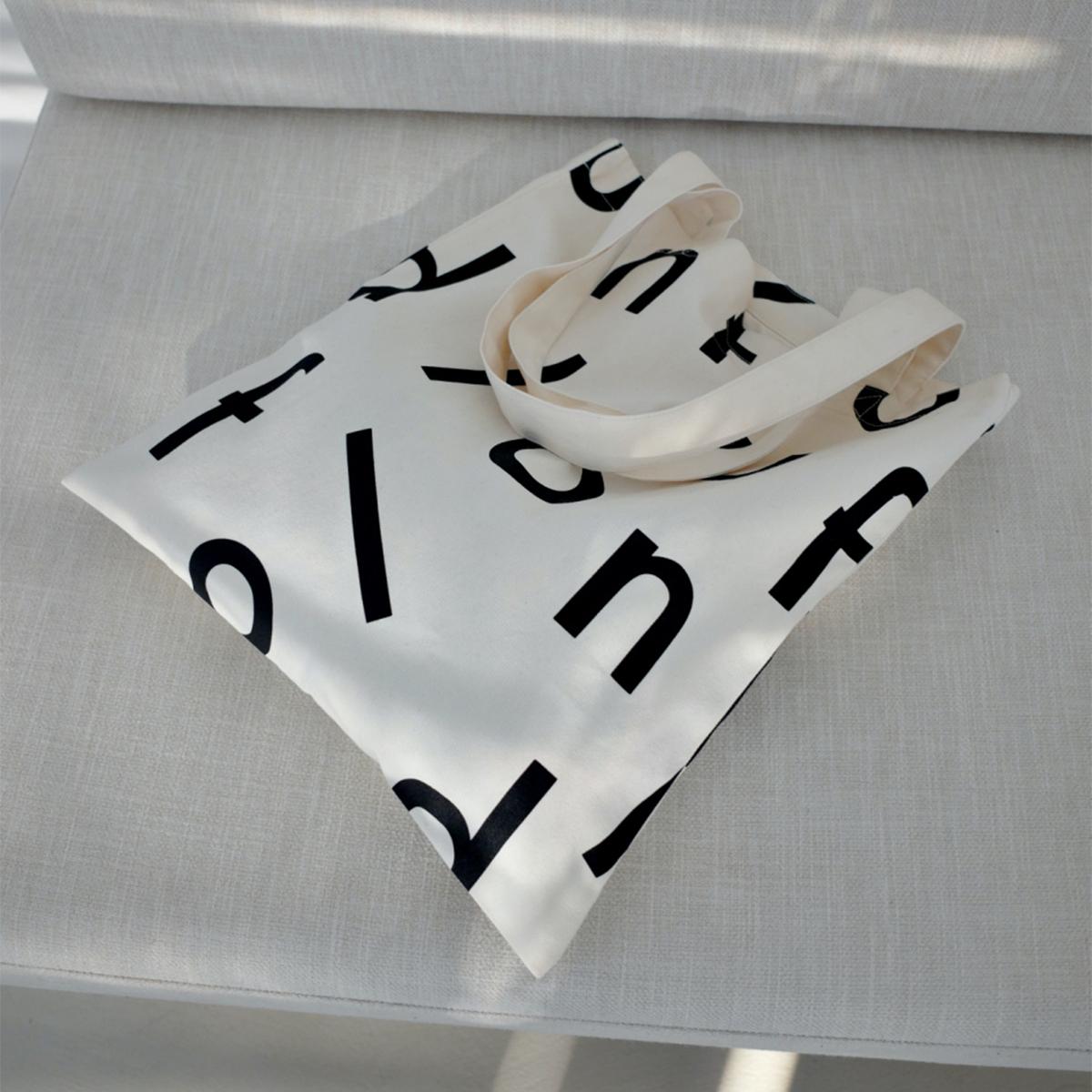 經典字母帆布包