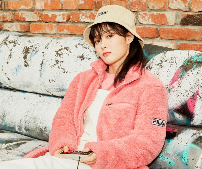 korean actress kim Yoo-jung modeling fila including cream color corduroy bucket hat