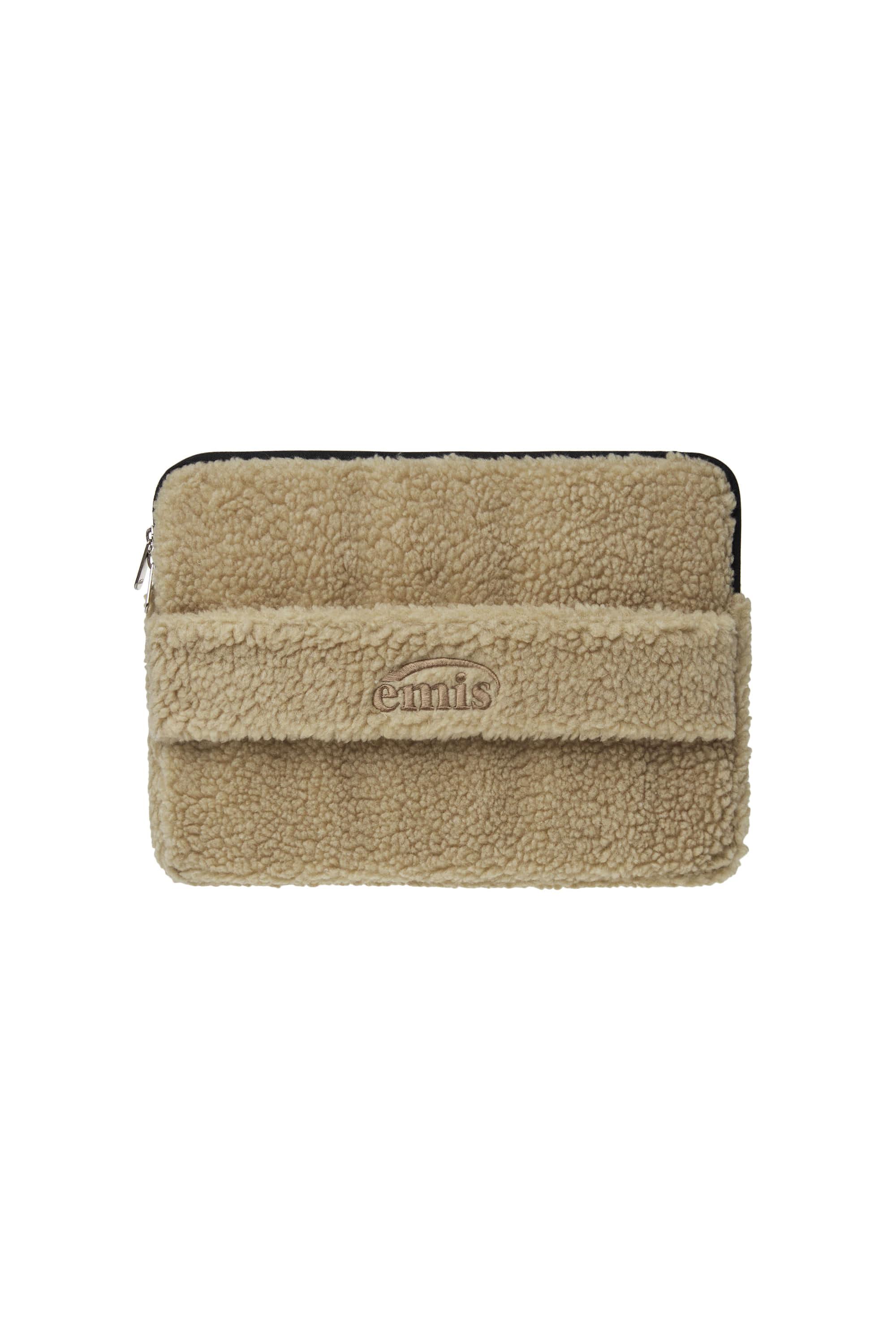 EMIS SHEARLING LAPTOP POUCH（BEIGE） (Creatrip)
