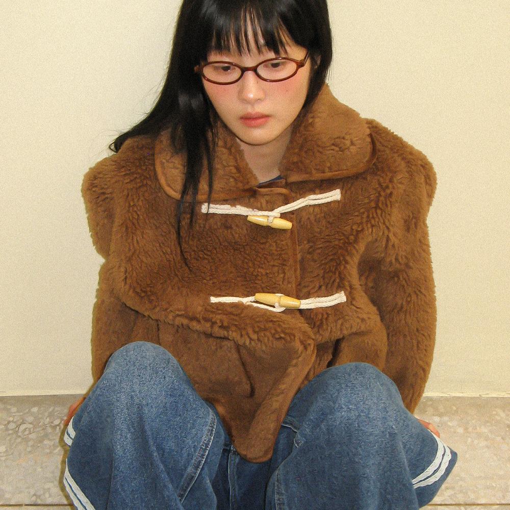 RONRON RONRON DUMBLE SHORT DUFFLE MUSTANG JACKET (Creatrip)