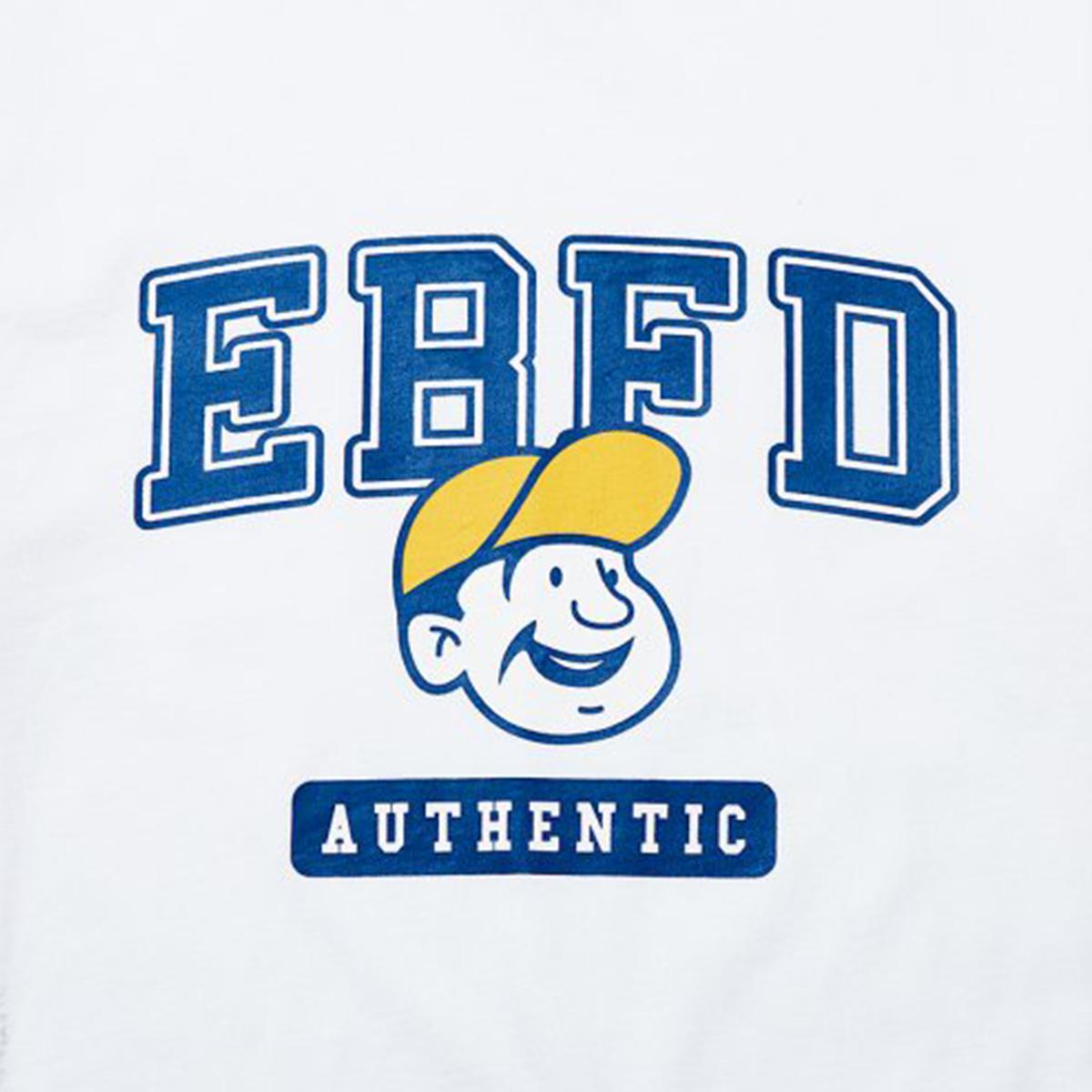 大logo小男孩短袖上衣（藍色）