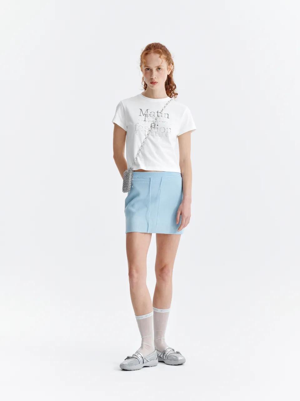 ★Matin Kim★DUSTY TYPO GRAPHIC CROP TOP★大人気★ MK2534TS077MCH_2.jpg